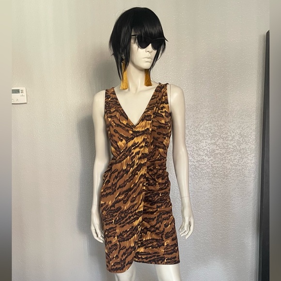 DVF - Picture 2 of 11